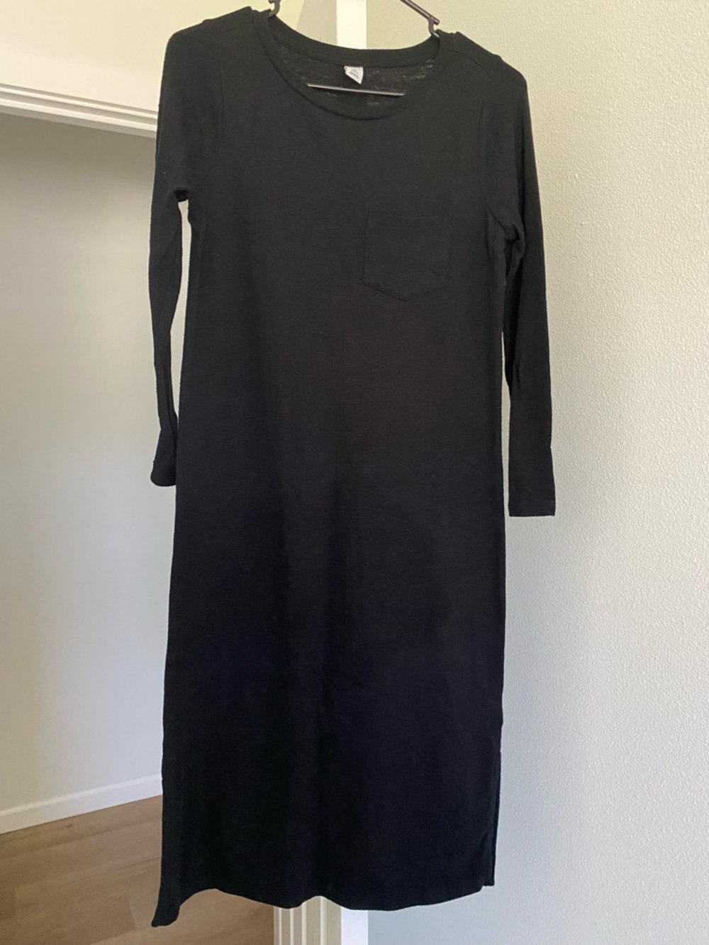 Old Navy Black Sweater Midi Dress XSP